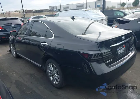 2010 Lexus Es 350 z USA, uszkodzony, nr VIN JTHBK1EGXA2367782